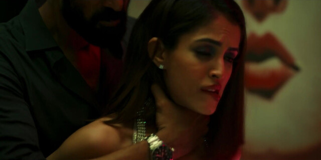 Priya Banerjee sexy - Rana Naidu s01e07 (2023)