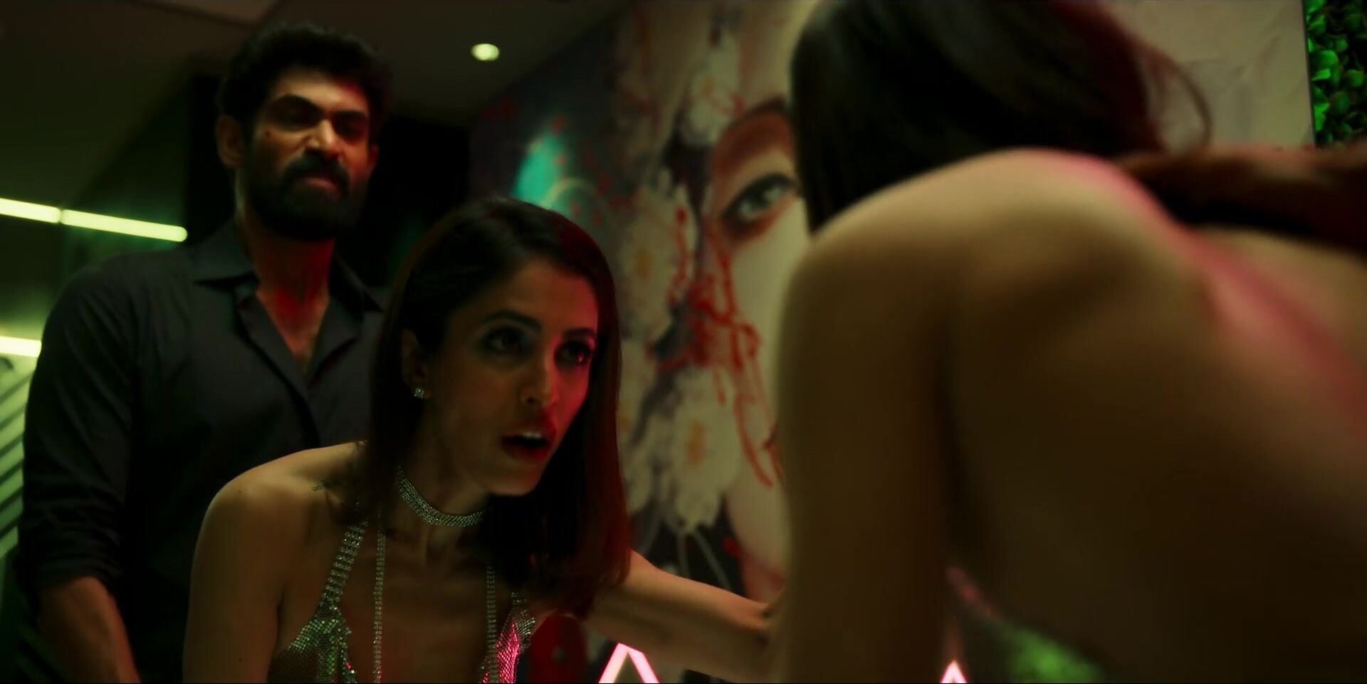 Priya Banerjee sexy - Rana Naidu s01e07 (2023)