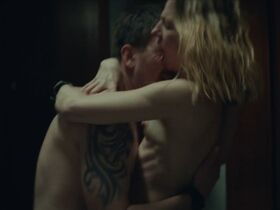 Katharina Schüttler nude – A better Place s01e06-08 (2025)