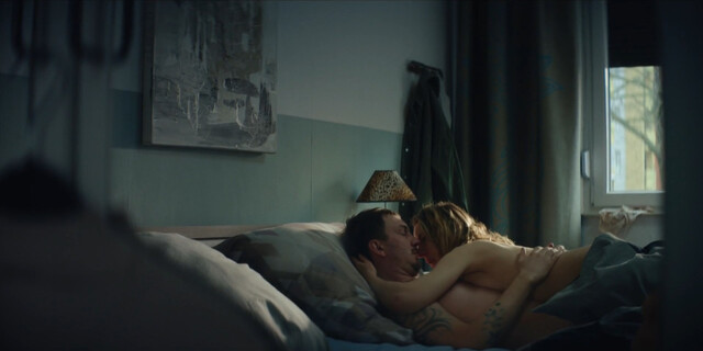 Katharina Schüttler nude – A better Place s01e06-08 (2025)