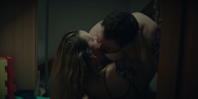 Katharina Schüttler nude – A better Place s01e06-08 (2025)