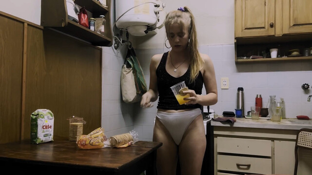 Sharon Luscher nude – Dos Hermanas Paula (2024)