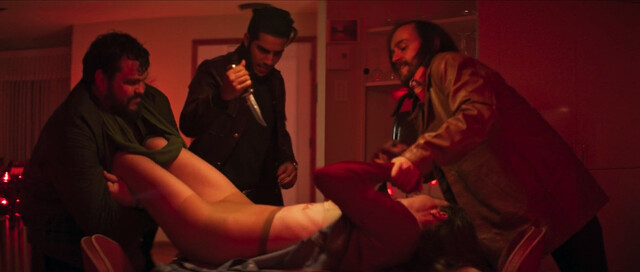 Olivia Scott Welch sexy – The Sacrifice Game (2023)