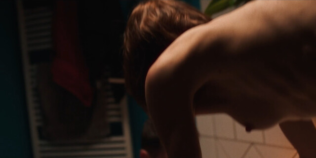 Dagna Litzenberger-Vinet nude – Gummiboot (2023)