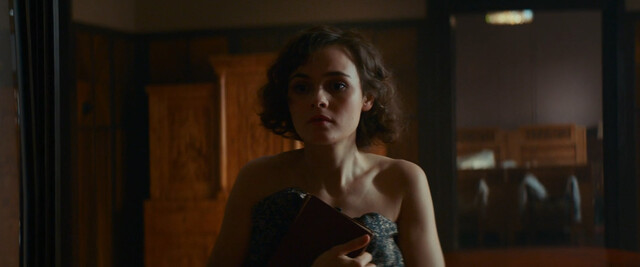 Angelina Strechina nude – Lyubov Sovetskogo Soyuza (2024)