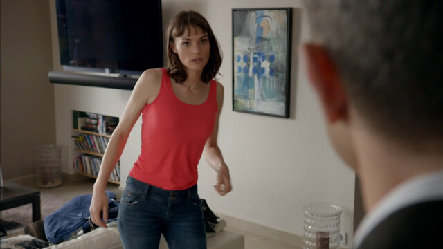 Romane Portail sexy – Section de recherches s09e04 (2015)