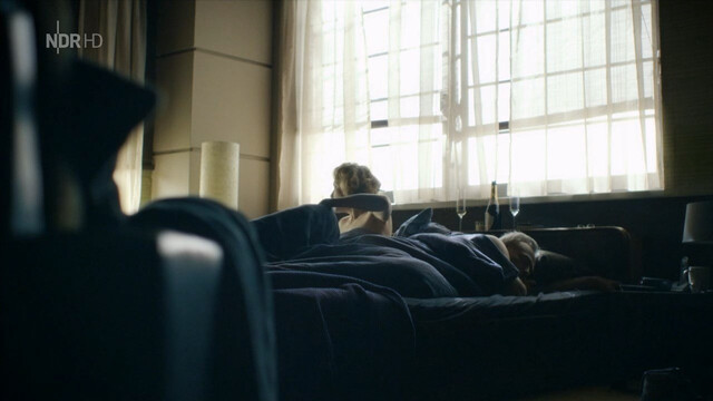 Juliane Köhler nude – Tatort e918 (2014)