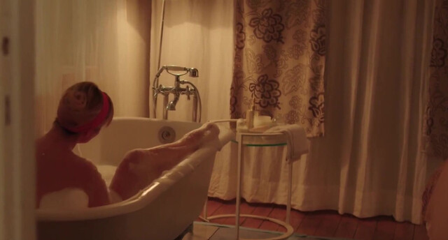 Andzelika Cecylia Rychlak nude, Emanuela Ionica sexy - Una Commedia Pericolosa (2023)