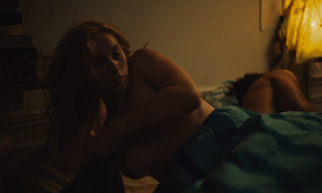 Lou Lampros nude – To Live, to Die, to Live Again (Vivre, mourir, renaître) (2024)