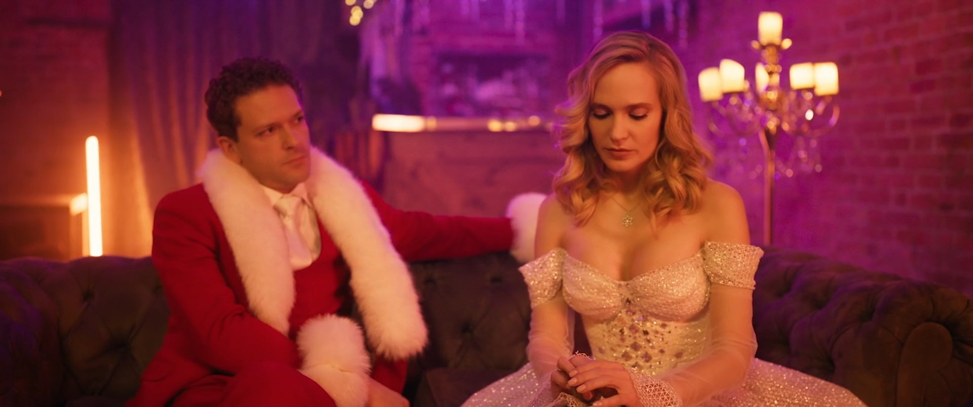 Natalya Ionova sexy – Poymay sobaku, esli smozhesh (2024)