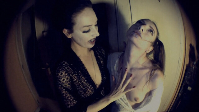 Rachel Audrey sexy – Phantasmagoria 2 Labyrinths of blood (2018)