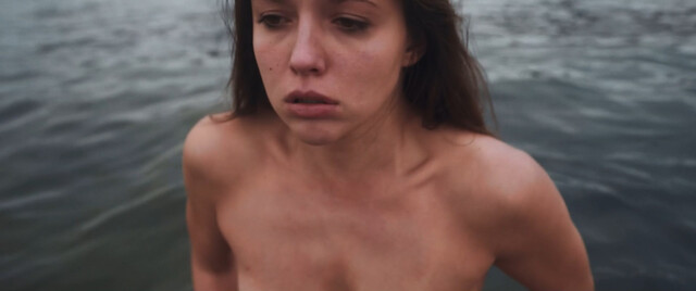 Mikka Chantal Deleuran nude – Kold (2022)