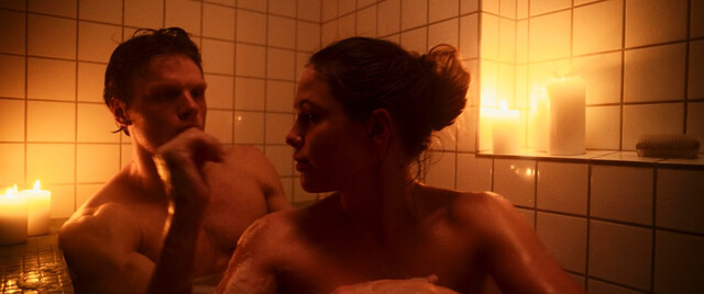 Mikka Chantal Deleuran nude – Kold (2022)