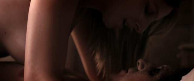 Jennifer Brigant nude – La Rose de Sang (2018)