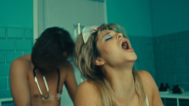 Anna Szymanczyk nude – Lady Love (X-Rated Queen) s01e01-02 (2024)