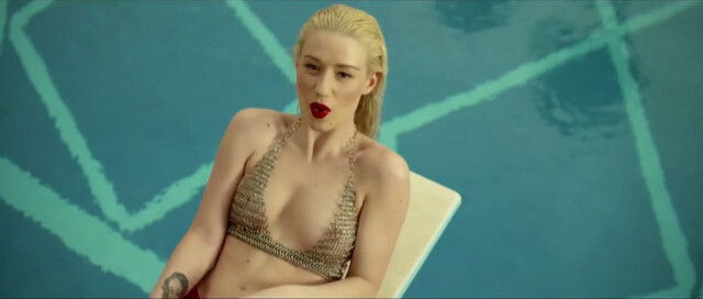 Iggy Azalea sexy – Change Your Life (2013)