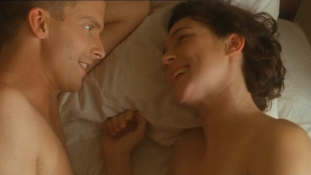 Katherine Slattery sexy – Changi s01e03 (2001)
