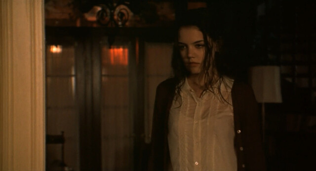 Katie Holmes sexy – Teaching Mrs. Tingle (1999)