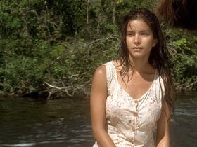 Patricia Velasquez sexy – The Jaguar (Le jaguar) (1996)