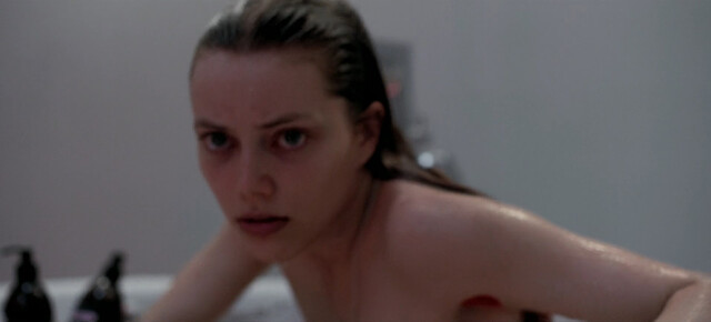 Grace Van Dien sexy – The Fix (2024)