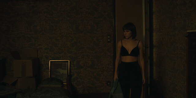 Aura Garrido sexy – Invisible s01 (2024)