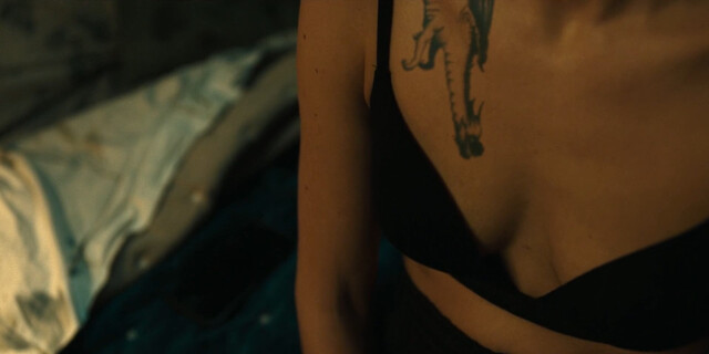 Aura Garrido sexy – Invisible s01 (2024)