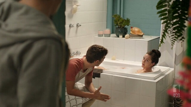 Jane Harber sexy – The Moodys (A Moody Christmas) (2012)