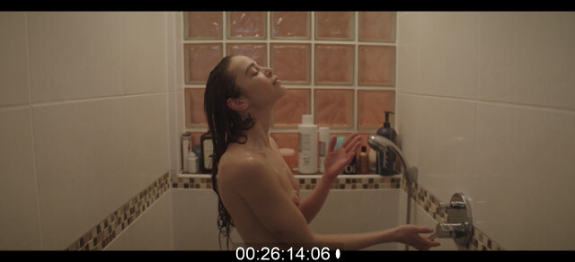 Xenia Assenza nude – Hör mir zu (2024)