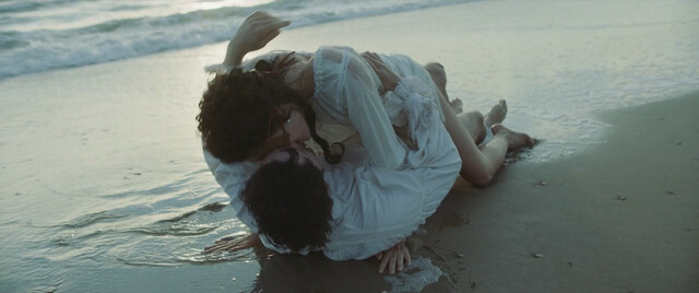 Dar Zuzovsky sexy – A beautiful imperfection (Een schitterend gebrek) (2024)