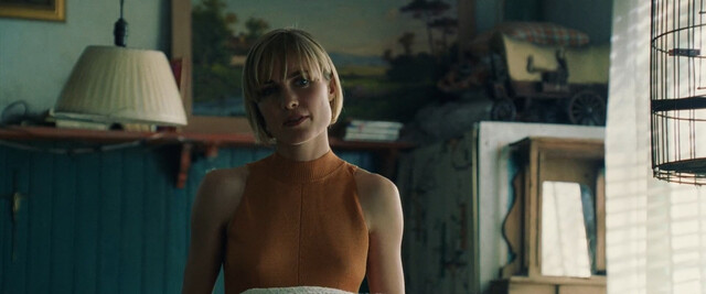 Radha Mitchell sexy – Man on Fire (2004)