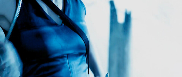 Radha Mitchell sexy – Pitch Black (2000)