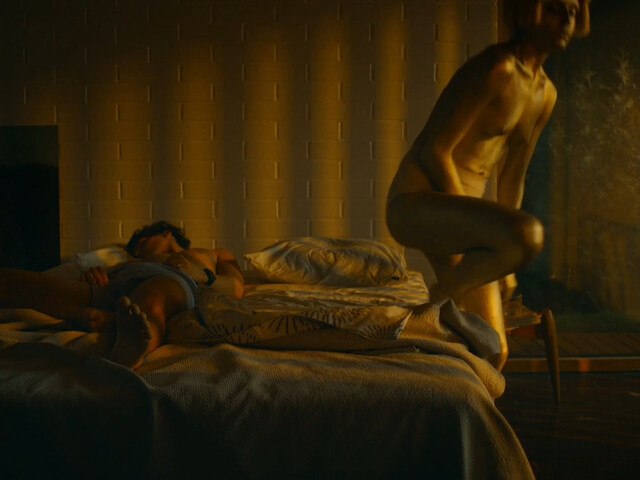 Alina Tomnikov nude – Rabobesto (Kuinka käänsin rabobeston kylkiasentoon) (2022)