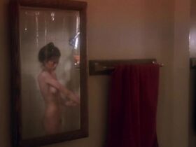 Aleisa Shirley nude – Sweet Sixteen - Blutiges Inferno (1983)