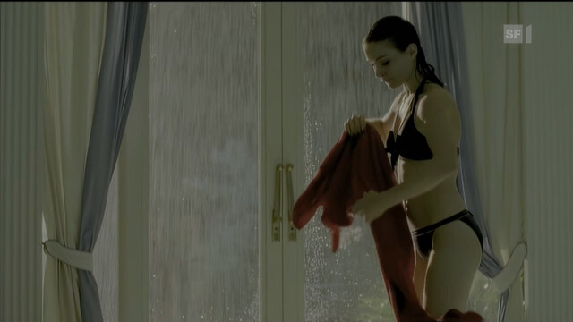 Henriette Richter-Röhl sexy – Der Alte - Ende der Schonzeit (2010)