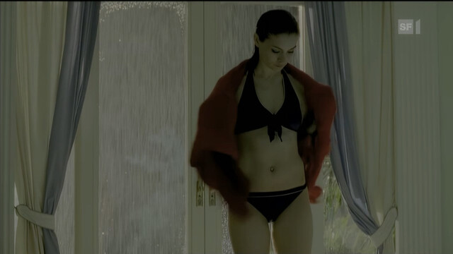 Henriette Richter-Röhl sexy – Der Alte - Ende der Schonzeit (2010)