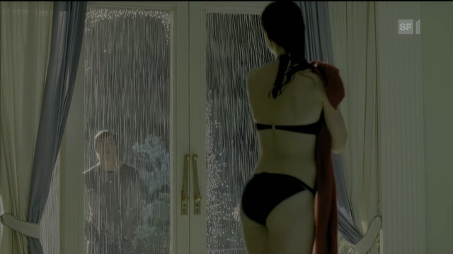 Henriette Richter-Röhl sexy – Der Alte - Ende der Schonzeit (2010)