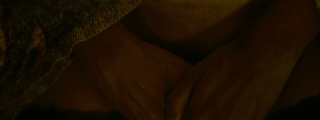 Miriam Martín nude – The Night of the Virgin (La noche del virgen) (2016)