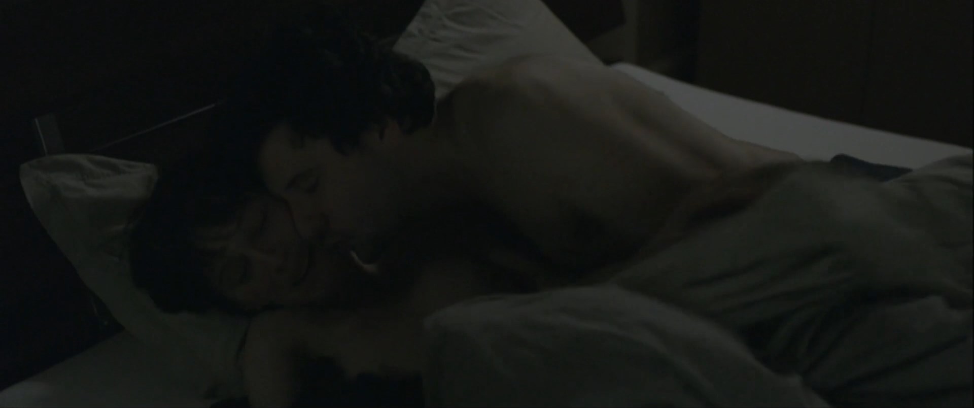 Florence Loiret Caille nude – The Little Room (La petite chambre) (2010)