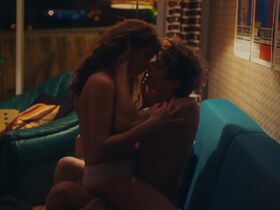 Nina Aboutajedyne nude – Amours solitaires s02 (2024)