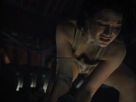 Cailee Spaeny sexy – Alien Romulus (2024)