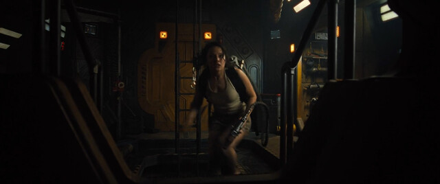 Cailee Spaeny sexy – Alien Romulus (2024)