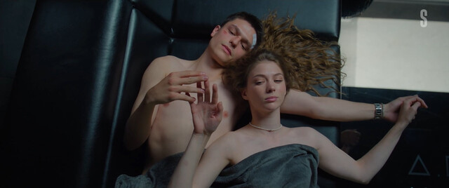 Tina Stojilkovic sexy – Mnogogranniki s01e07 (2024)