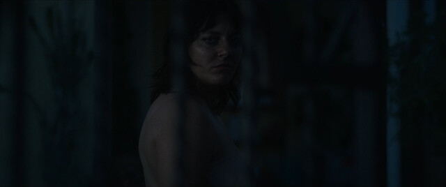 Giulia Perulli nude – Avetrana This Is Not Hollywood (Qui non è Hollywood) s01e01-02 (2024)