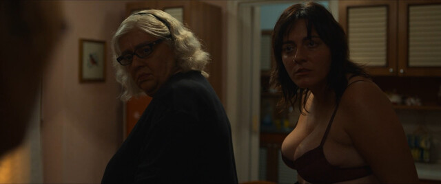 Giulia Perulli nude – Avetrana This Is Not Hollywood (Qui non è Hollywood) s01e01-02 (2024)