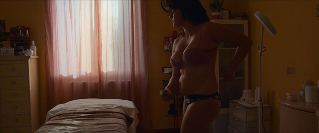 Giulia Perulli nude – Avetrana This Is Not Hollywood (Qui non è Hollywood) s01e01-02 (2024)