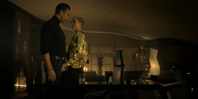 Sofia Boutella sexy – The Killer's Game (2024)