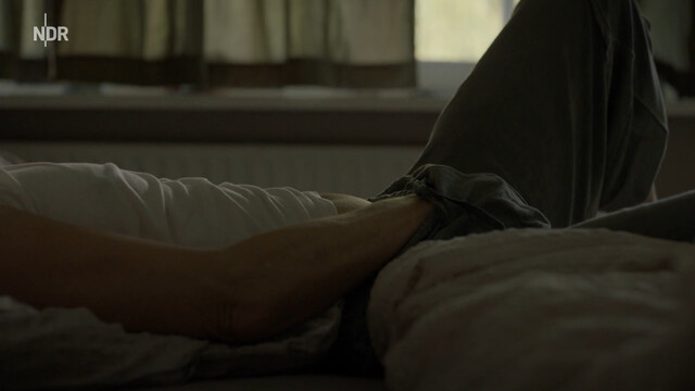 Maria Furtwängler sexy – Bis zur Wahrheit (2024)