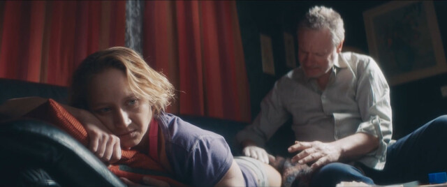 Anna Maria Mühe sexy – Die Geschichte einer Familie (2023)