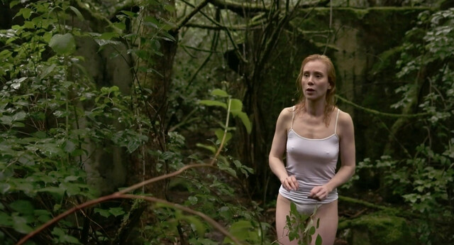 Franziska Petri sexy – Hotel Ausschwitz (2018)