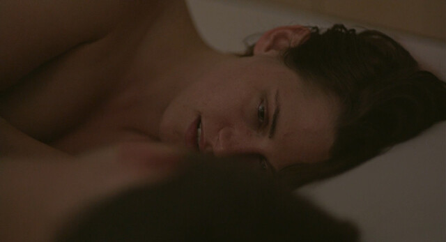 Kristen Stewart sexy – Equals (2015)